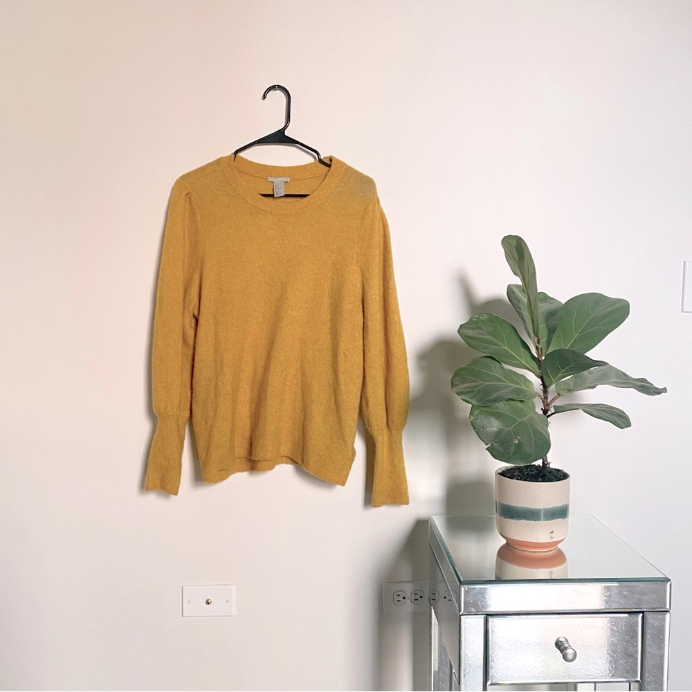 H&M mustard knit sweater